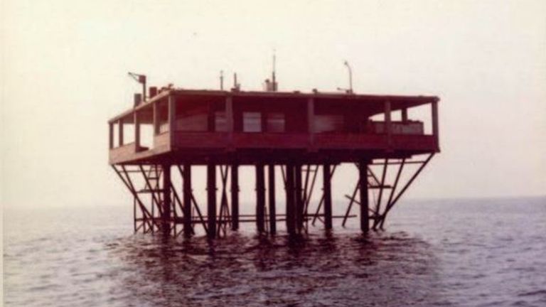 skynews-rose-island-netflix_5199681