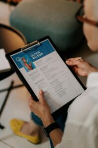 pisanje CV-a, intervju i dobijanje posla